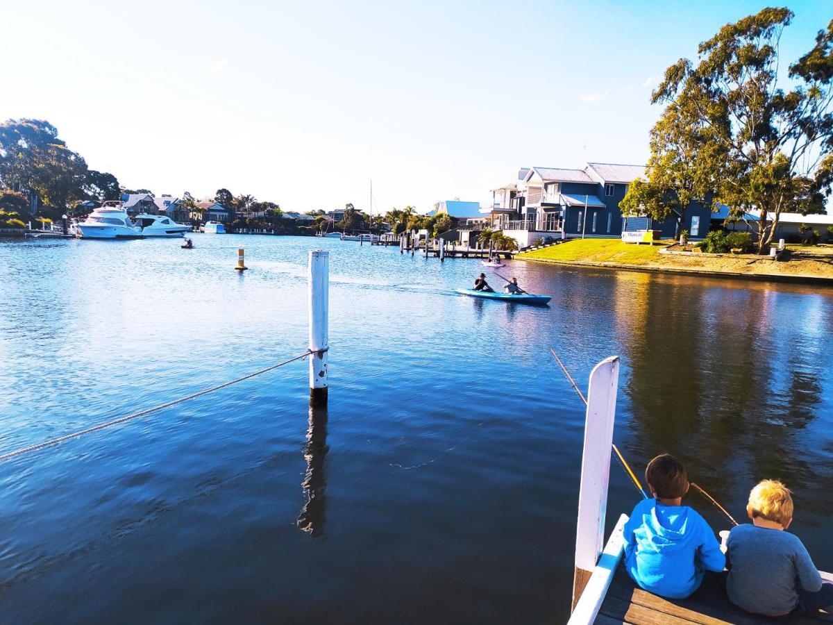 Captains Cove Ground Floor Luxury Apartments ペインズヴィル エクステリア 写真